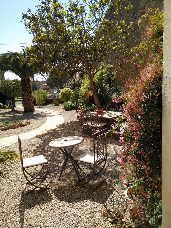 הומפס La Maison Des Palmiers מראה חיצוני תמונה